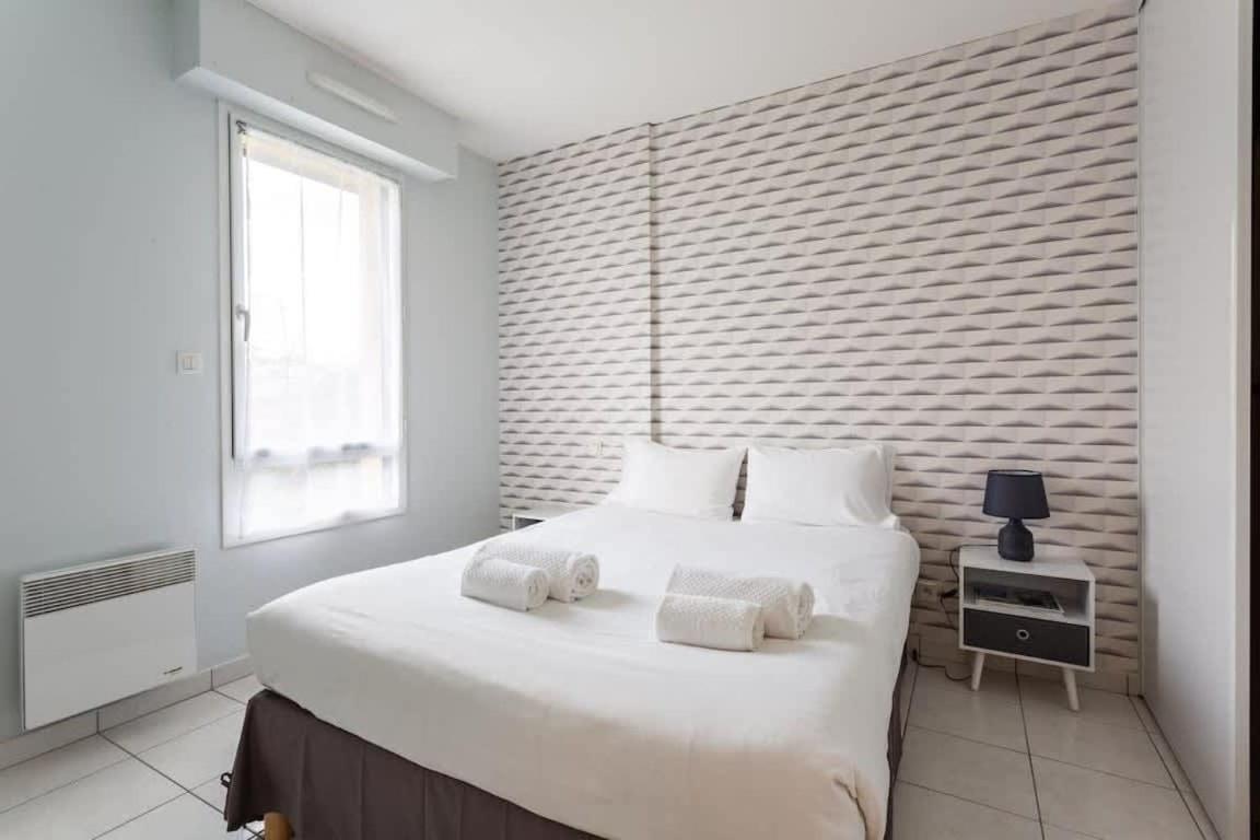 L'Opale - Joli Appartement Avec Jardin Et Garage Dinard Esterno foto